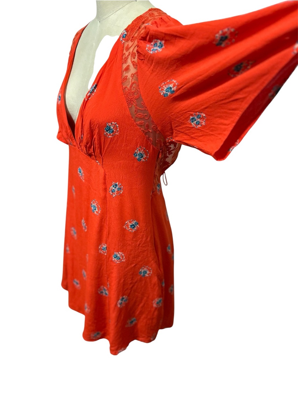 FREE PEOPLE Women Mocking Bird Backless Coral Red Lace Floral Mini Dress size 12 - Picture 8 of 16